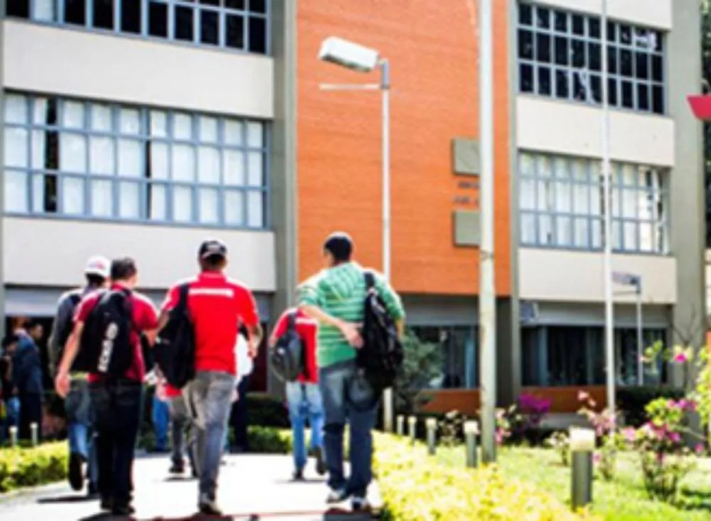 Foto: Divulgação / SENAI abre inscrições para Auxiliar de Secretaria Escolar com remuneração de R$ 1.880,00 