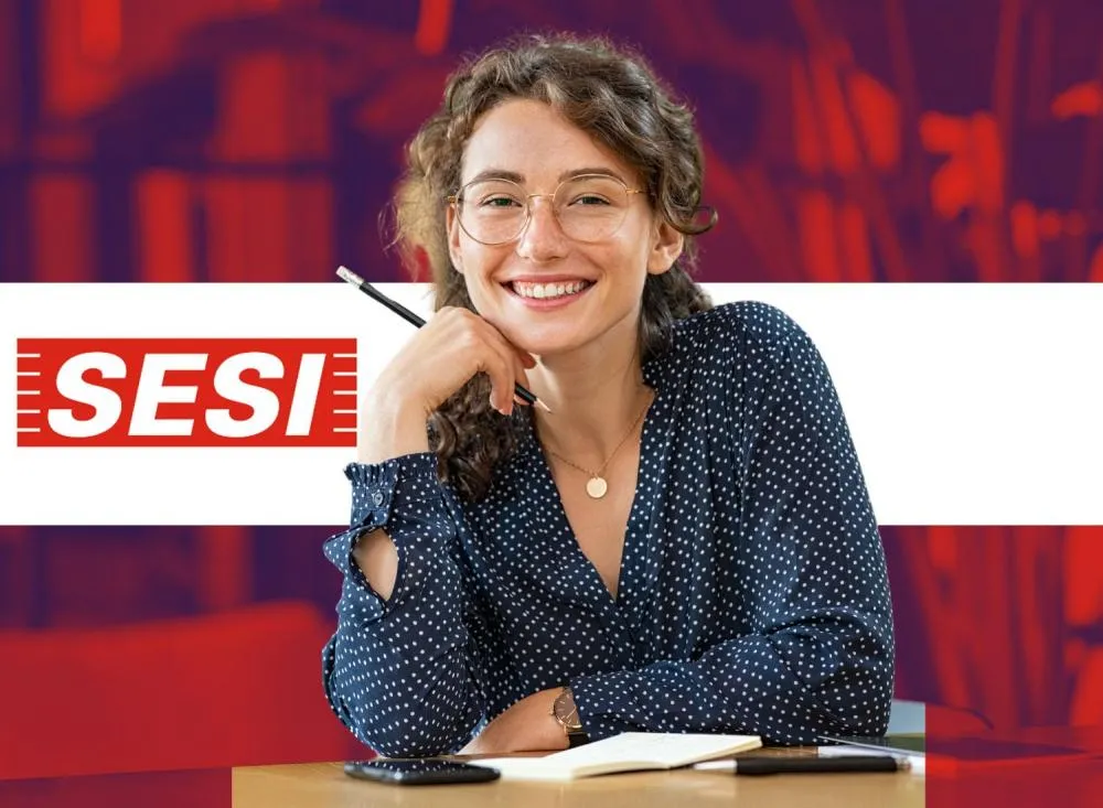 Vaga para ensino médio no SESI! Remuneração de R$ 2.322,93 para atuar como Assistente Administrativo / Foto: Divulgação / Arte: Fagner Vieira