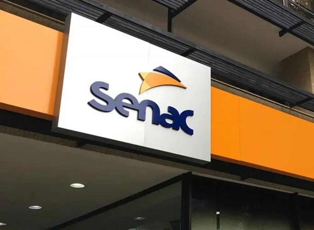 Senac abre processo seletivo com 150 vagas para Auxiliar de Serviços Gerais, Recepcionista, Copeiro e mais! / Foto: Divulgação