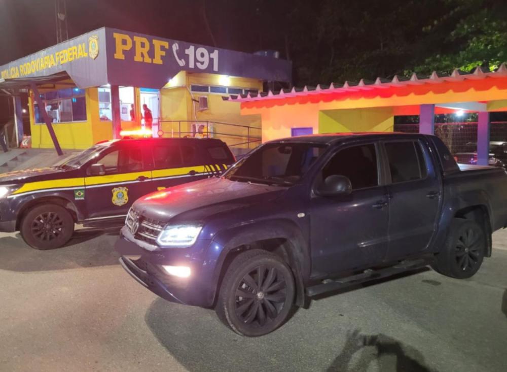 Homem procurado por exercício ilegal da medicina é preso pela Polícia Rodoviária Federal durante fiscalização / Foto: Divulgação PRF