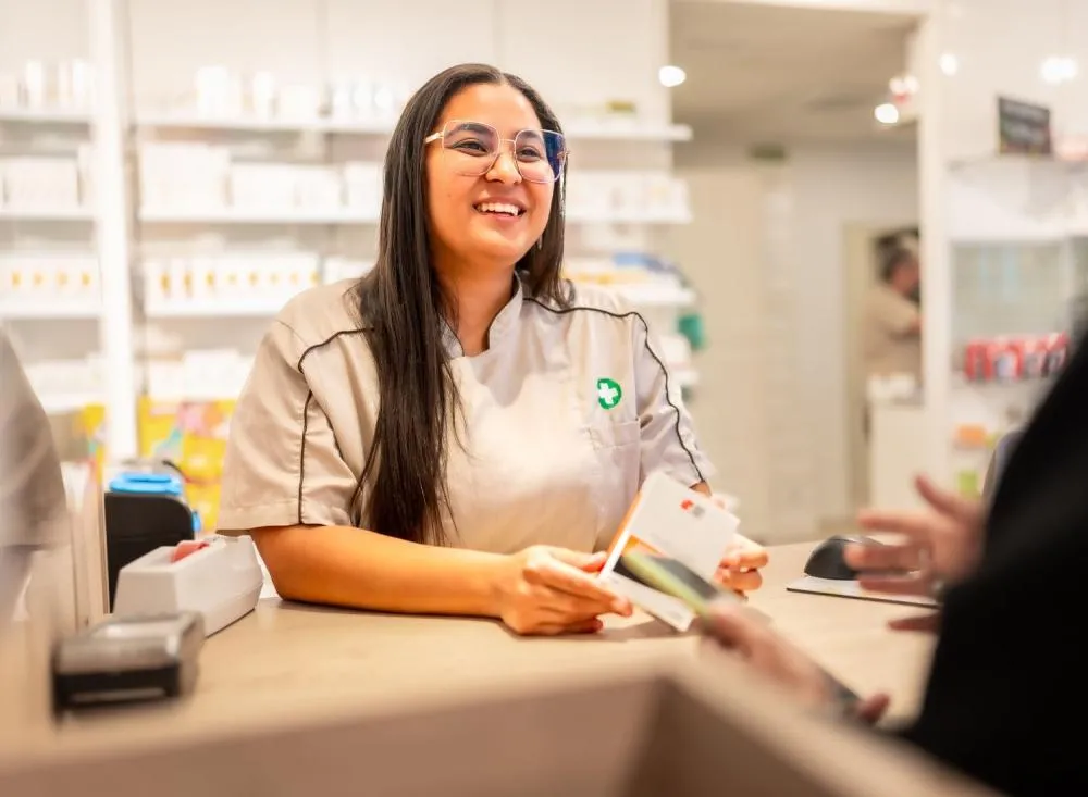 Processo Seletivo com vaga para Assistente de Loja com remuneração de R$ 1.852,00 para ensino médio completo / Foto: Divulgação