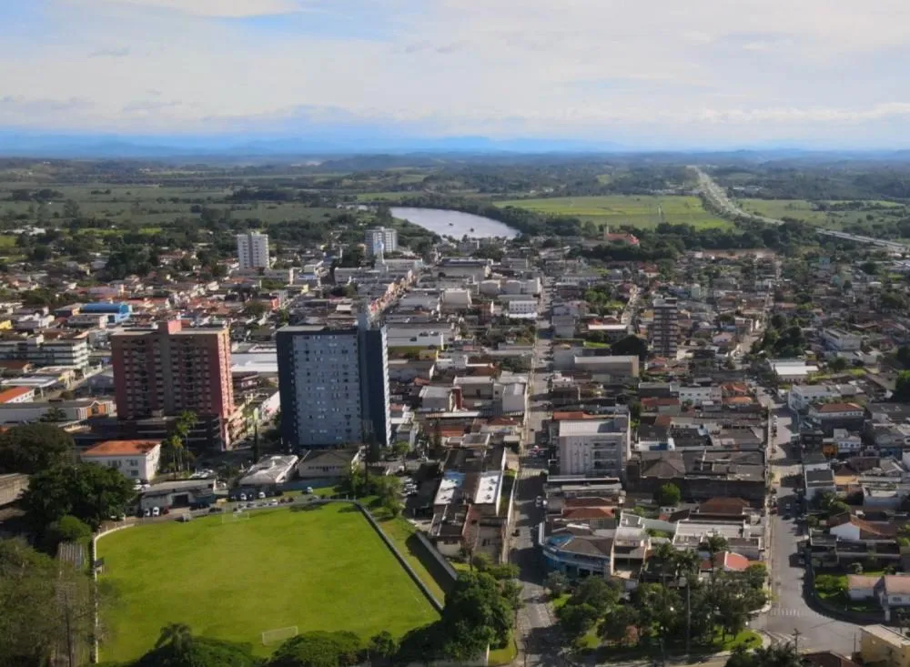 Clima em Registro: Segunda-feira começa com sol e temperatura despenca no meio da semana / Foto: Fagner Vieira