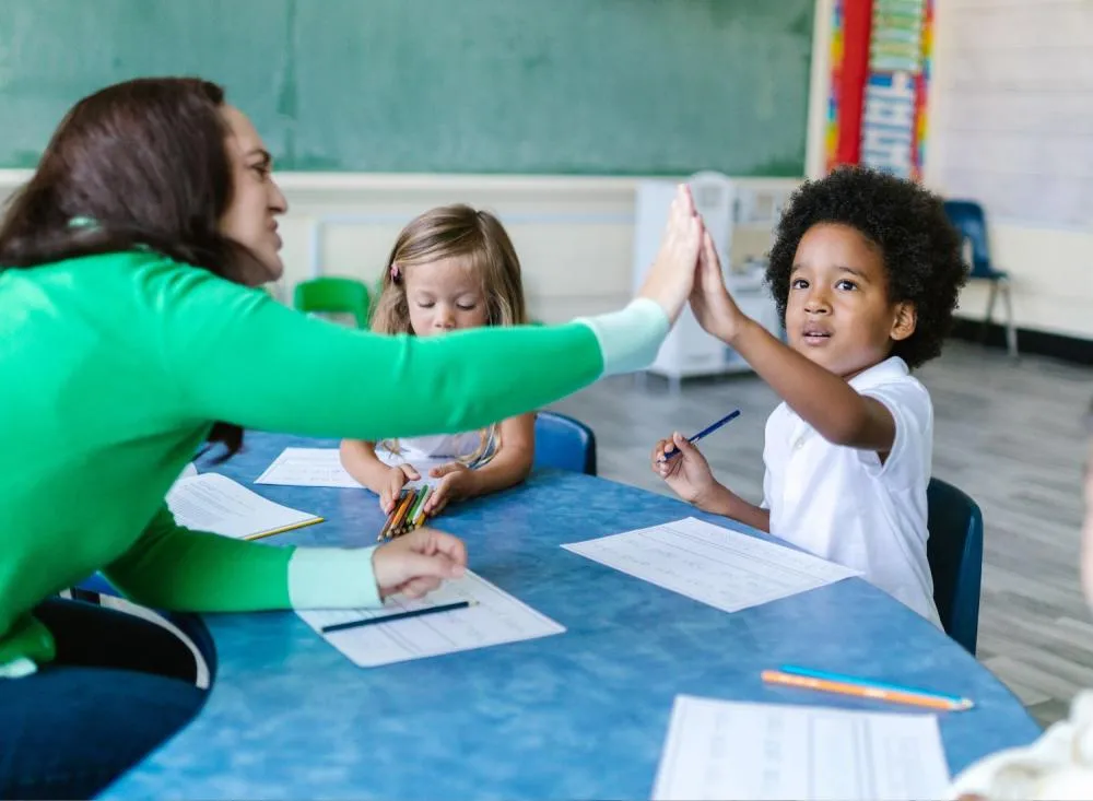 Processo Seletivo em Cananéia oferece vagas para Auxiliares de Vida Escolar e Monitores Escolares / Foto: Divulgação