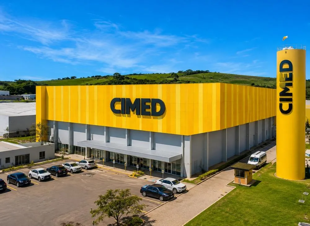 Trabalho remoto e presencial: Cimed abre processo seletivo com 70 vagas em todo o Brasil