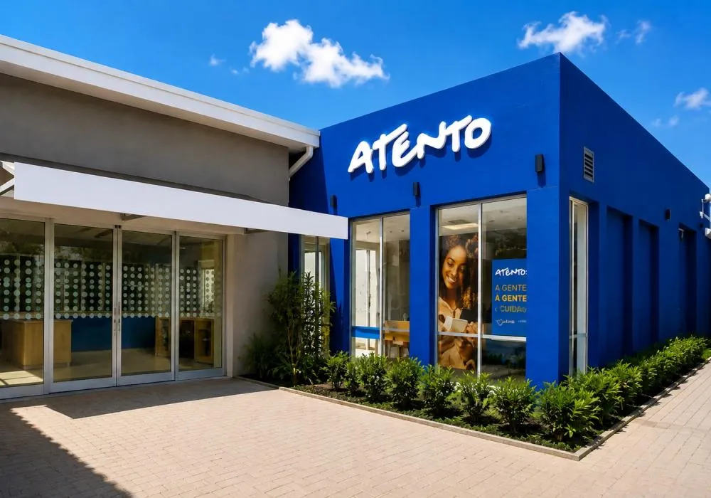 Trabalho Híbrido com auxílio home office: 100 vagas para ensino médio completo com remuneração de R$ 1.621  / Foto: Gerada por IA