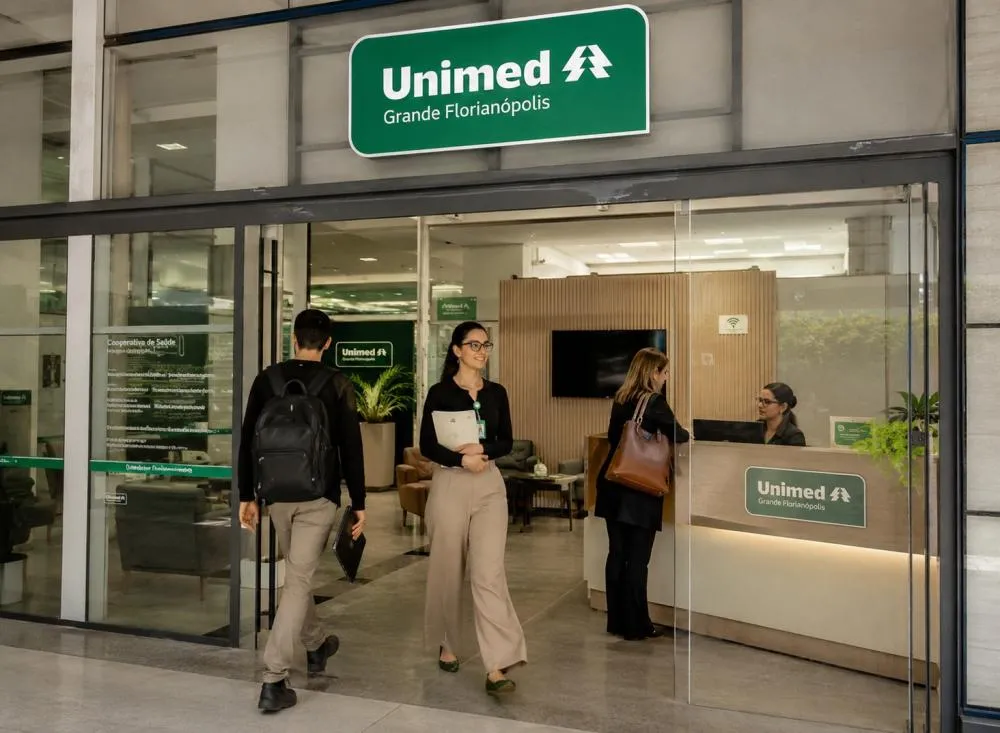Unimed abre processo seletivo home office para ensino médio completo com salário de R$ 9.143 e vale de R$ 850