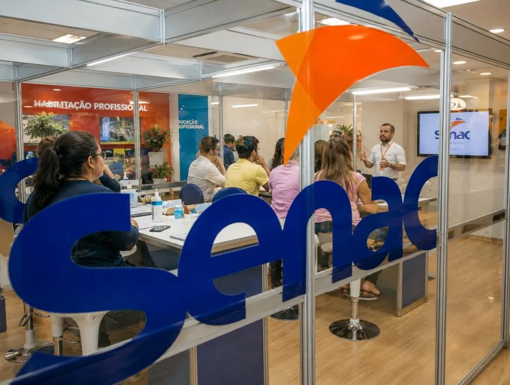 Processo Seletivo Auxiliar de Manutenção Senac com salário de R$ 3.170 para ensino médio completo / Foto: Gerada por IA